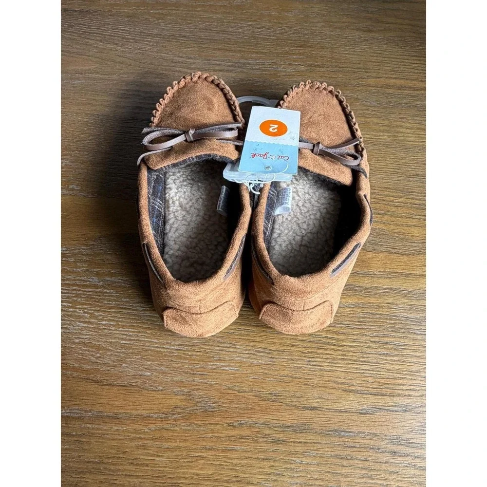 Cat & Jack Kids Lion Brown Faux Suede Moccasin Slippers Size 2 NWT